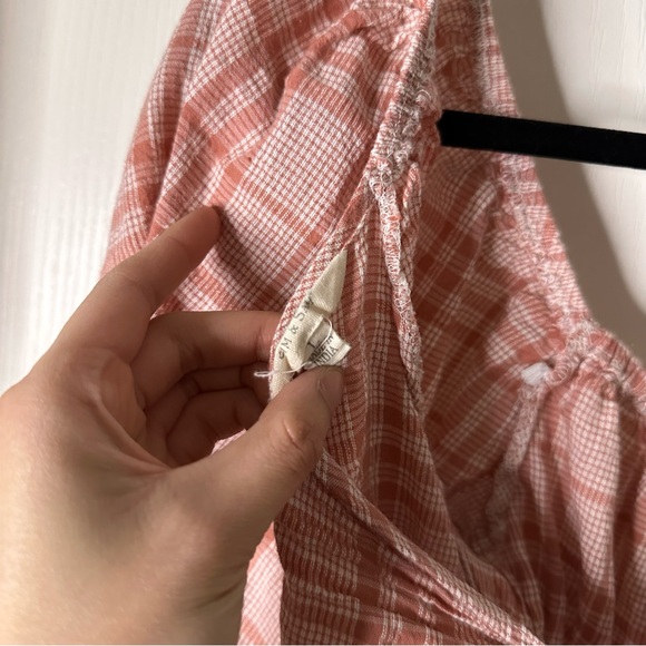 Sim & Sam Plaid Puff Tie Blouse - Picture 5 of 5